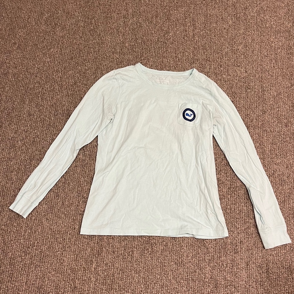 Vineyard Vines Long-Sleeve Vintage Whale Pocket Tee